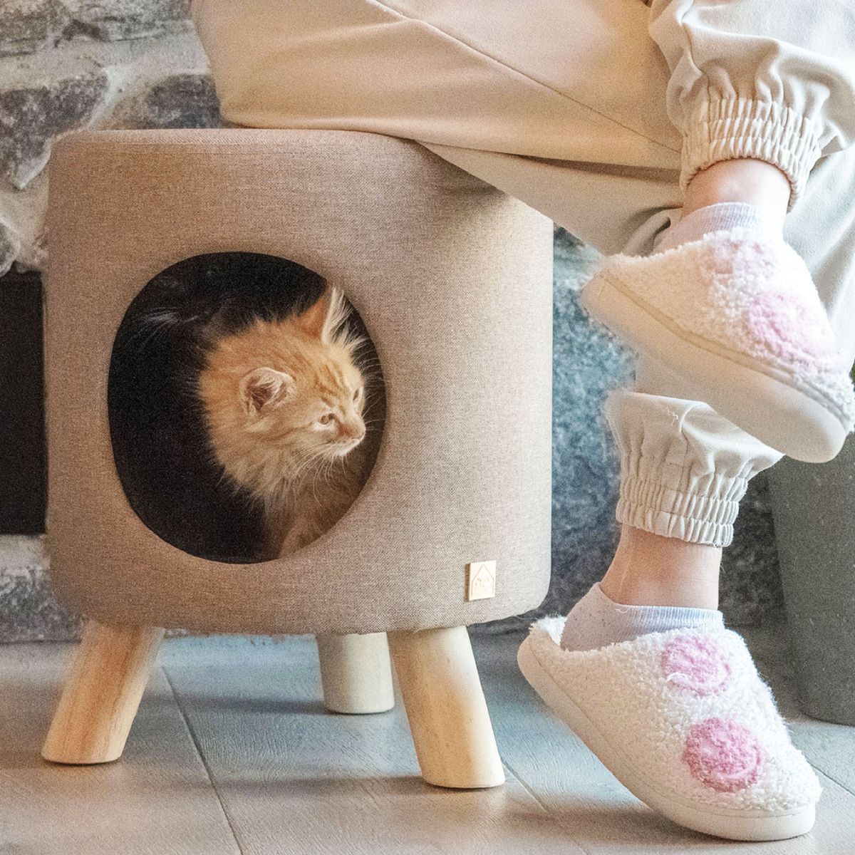 Second Product Image for Wallie Foot Stool